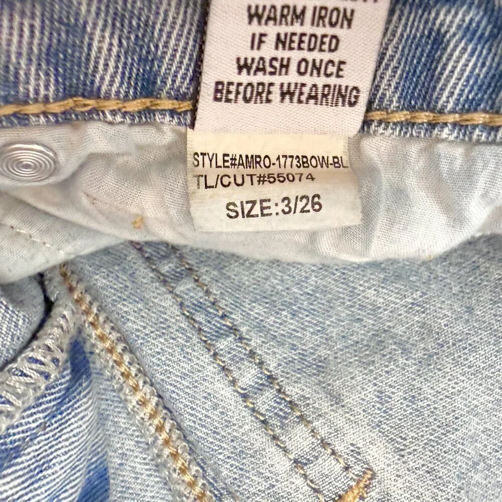 Ashley Mason Bow Embroidered Pocket Baggy Wide Leg Mid Rise Jeans size 3/26